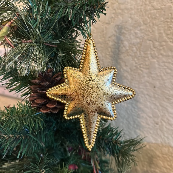 Set of 13 gold star ornaments - Picture 3 of 4